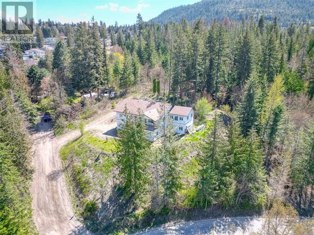 633 9 Street Se, House detached with 5 bedrooms, 3 bathrooms and 2 parking in Salmon Arm BC | Image 31