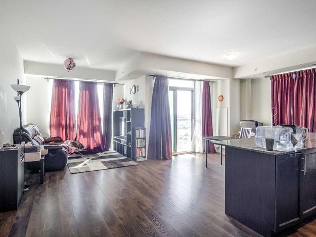 902 - 45 Yorkland Blvd, Condo with 2 bedrooms, 2 bathrooms and 1 parking in Brampton ON | Image 9
