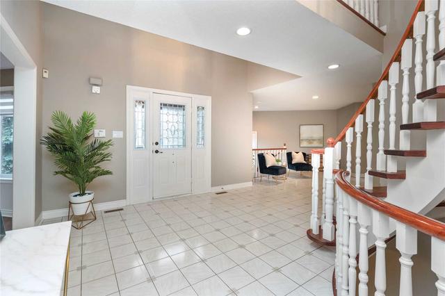 46 Chatsworth Crt, House detached with 4 bedrooms, 4 bathrooms and 12 parking in Vaughan ON | Image 36