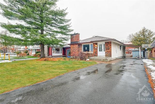 1893 Lauder Drive, House detached with 3 bedrooms, 2 bathrooms and 4 parking in Ottawa ON | Image 2
