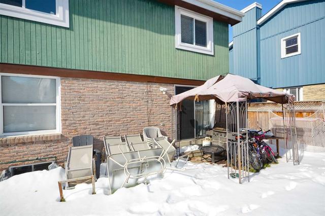 20 Cantrill Crt, House detached with 3 bedrooms, 2 bathrooms and 4 parking in Brampton ON | Image 19