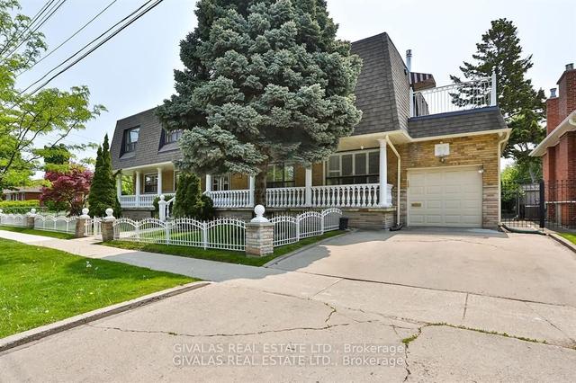 89 Sherwood Ave, House detached with 4 bedrooms, 5 bathrooms and 3 parking in Toronto ON | Image 1