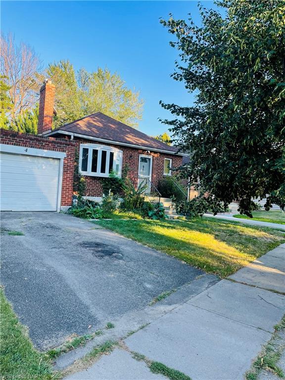 4 Athlone Place, House detached with 4 bedrooms, 2 bathrooms and 2 parking in St. Catharines ON | Image 12