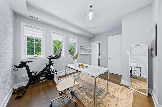 th2 - 379 Madison Ave, Townhouse with 3 bedrooms, 3 bathrooms and 2 parking in Toronto ON | Image 4