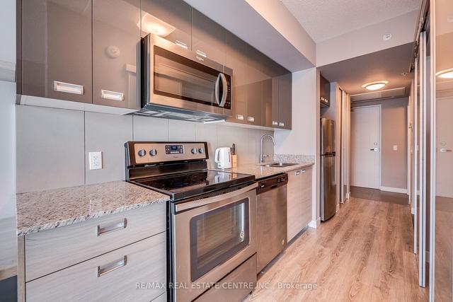 504 - 250 Albert St, Condo with 1 bedrooms, 1 bathrooms and 0 parking in Waterloo ON | Image 2