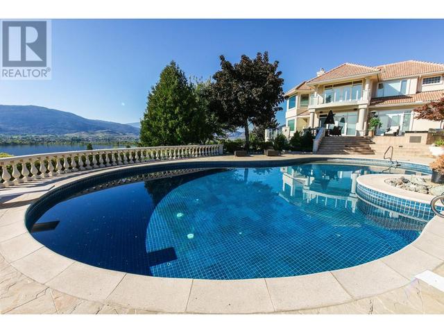 3715 30th Avenue, House detached with 3 bedrooms, 4 bathrooms and 30 parking in Okanagan Similkameen A BC | Image 36