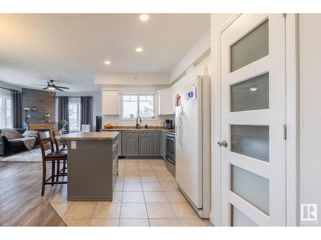 305 - 8931 156 St Nw, Condo with 3 bedrooms, 2 bathrooms and null parking in Edmonton AB | Image 11