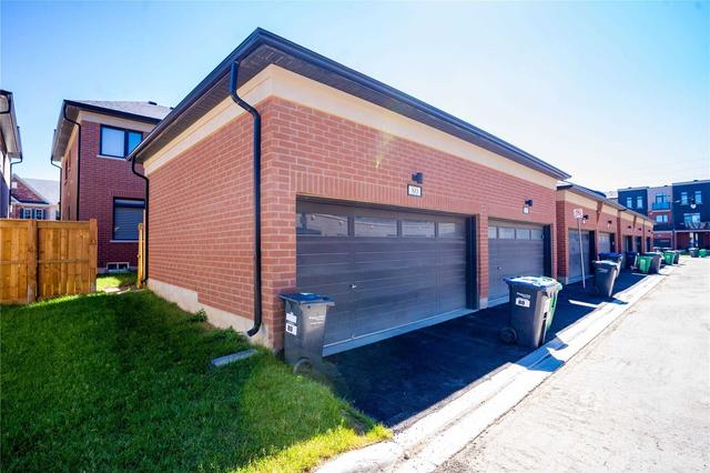 80 Pearman Cres, House attached with 3 bedrooms, 3 bathrooms and 2 parking in Brampton ON | Image 18