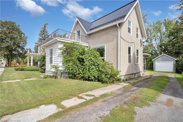 205 Centre Street N, House detached with 4 bedrooms, 1 bathrooms and 6 parking in Greater Napanee ON | Image 23