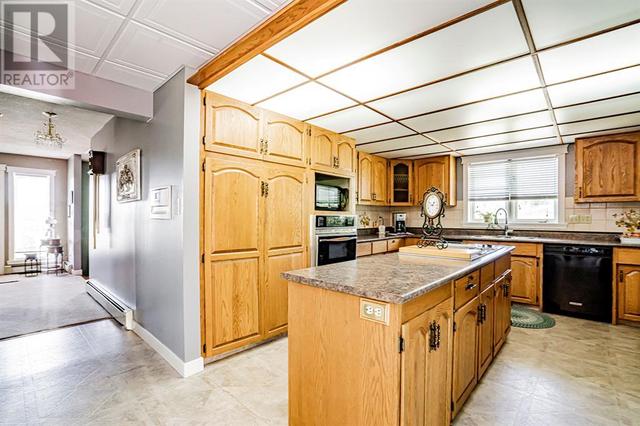 232057 Twp Rd 684, House detached with 3 bedrooms, 2 bathrooms and null parking in Peace No. 135 AB | Image 2