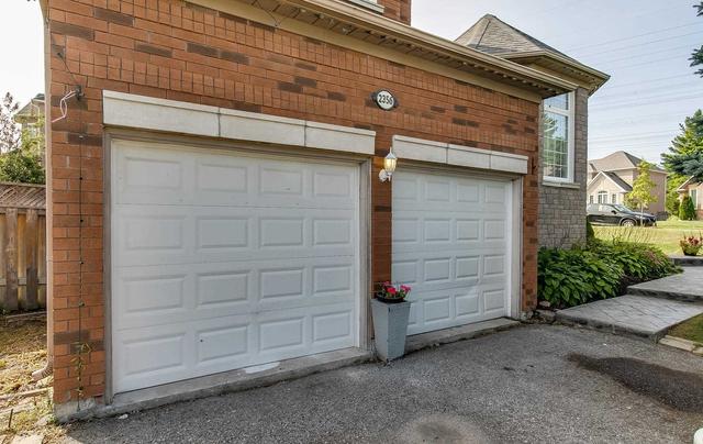 2356 Meriadoc Dr, House detached with 4 bedrooms, 4 bathrooms and 6 parking in Pickering ON | Image 27