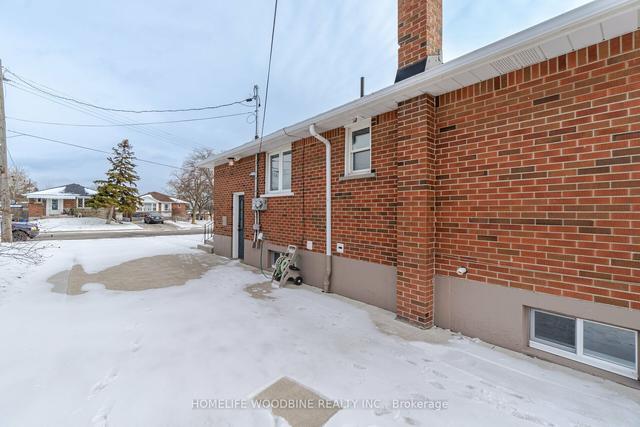 107 Winchester Blvd, House detached with 3 bedrooms, 2 bathrooms and 3 parking in Hamilton ON | Image 26