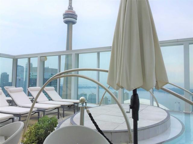 1002 - 88 Blue Jays Way, Condo with 1 bedrooms, 1 bathrooms and 1 parking in Toronto ON | Image 4