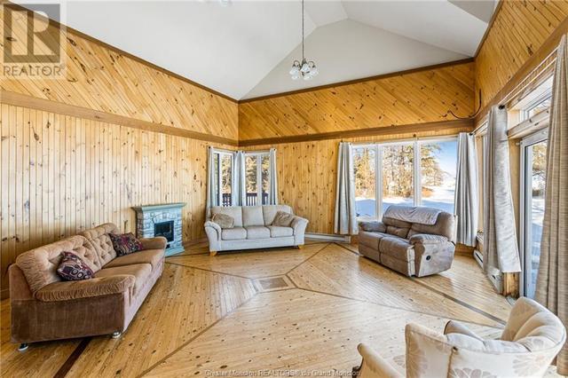 730 De La Pointe, House detached with 4 bedrooms, 2 bathrooms and null parking in Richibucto P NB | Image 3