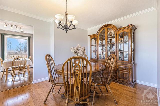 74 Colonel By Crescent, House detached with 4 bedrooms, 3 bathrooms and 6 parking in Smiths Falls ON | Image 7