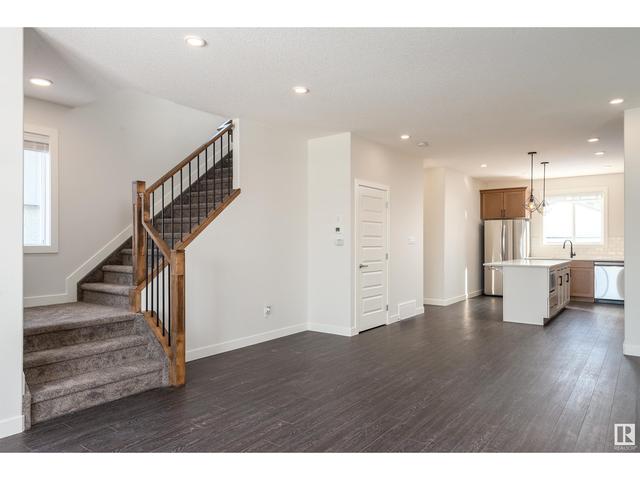 8719 149 St Nw, House detached with 5 bedrooms, 3 bathrooms and null parking in Edmonton AB | Image 5
