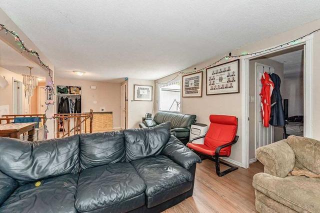 747 Scottsdale Dr, House detached with 3 bedrooms, 3 bathrooms and 5 parking in Guelph ON | Image 5