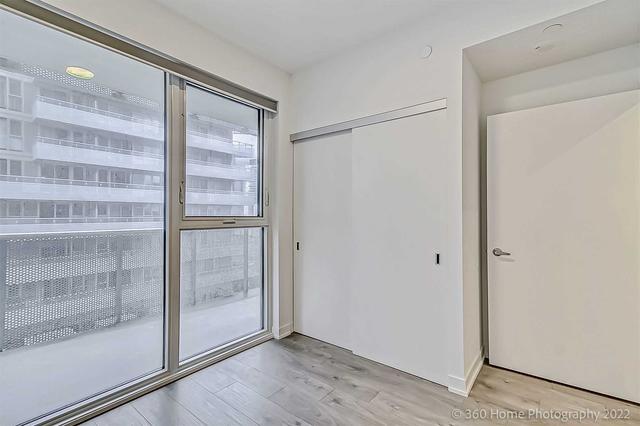 616 - 20 Richardson St, Condo with 2 bedrooms, 2 bathrooms and 0 parking in Toronto ON | Image 3