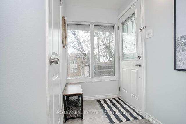 1400 Davenport Rd, House semidetached with 2 bedrooms, 3 bathrooms and 0 parking in Toronto ON | Image 11