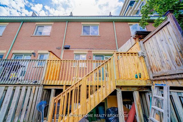 32c Oxford St, House attached with 3 bedrooms, 4 bathrooms and 2 parking in Toronto ON | Image 33