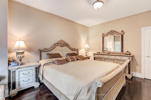 787 Foxcroft Blvd, House detached with 3 bedrooms, 4 bathrooms and 6 parking in Newmarket ON | Image 15