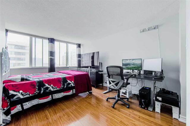 1202 - 10 Markbrook Lane, Condo with 2 bedrooms, 2 bathrooms and 2 parking in Toronto ON | Image 8