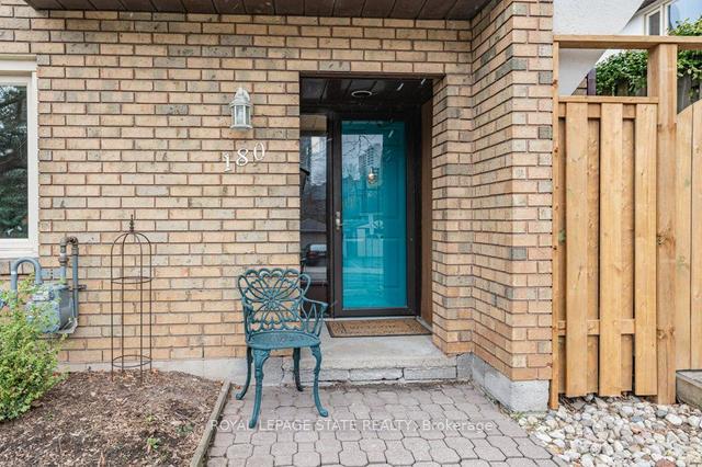 180 Hess St S, Townhouse with 3 bedrooms, 3 bathrooms and 1 parking in Hamilton ON | Image 12