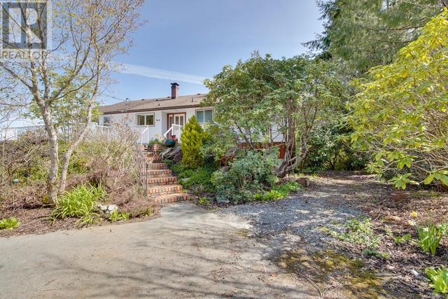 740 Campbell St, House detached with 4 bedrooms, 2 bathrooms and 6 parking in Tofino BC | Image 73
