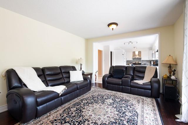 4424 Grassland Cres, House detached with 5 bedrooms, 4 bathrooms and 5 parking in Mississauga ON | Image 4