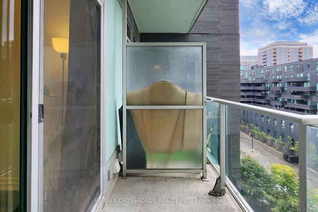 621w - 565 Wilson Ave, Condo with 1 bedrooms, 2 bathrooms and 1 parking in Toronto ON | Image 27