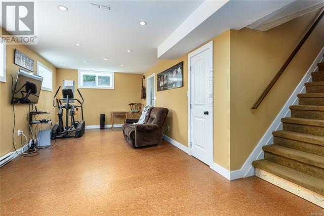 1962 Richardson Ave, House detached with 4 bedrooms, 2 bathrooms and 6 parking in Comox BC | Image 30