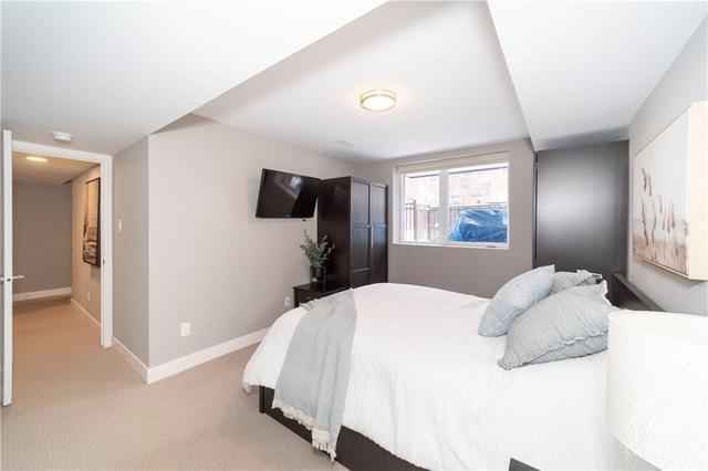 32 Holmwood Avenue, Condo with 2 bedrooms, 3 bathrooms and 1 parking in Ottawa ON | Image 14