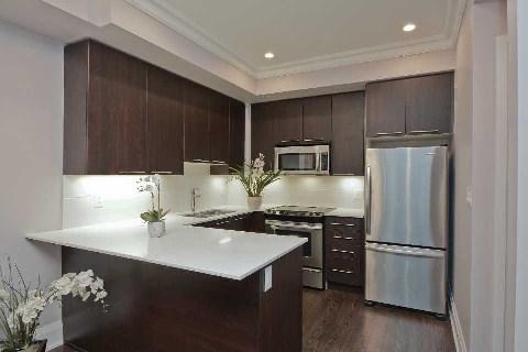 th23 - 7 Oakburn Cres, Townhouse with 3 bedrooms, 3 bathrooms and 2 parking in Toronto ON | Image 2