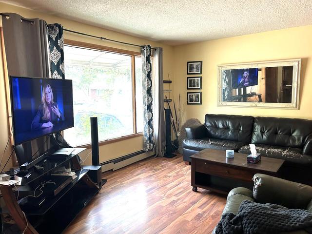27 10 Street W, House detached with 3 bedrooms, 2 bathrooms and 3 parking in Brooks AB | Image 5