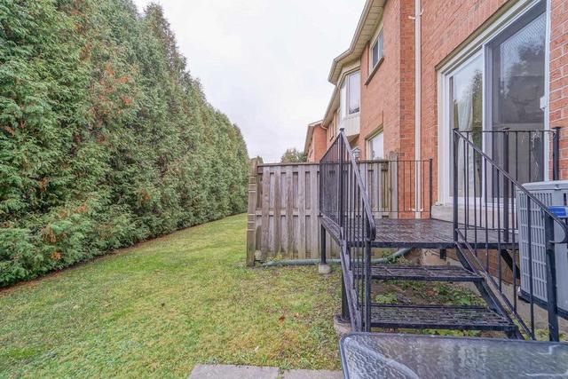 738 Winterton Way, Townhouse with 3 bedrooms, 4 bathrooms and 3 parking in Mississauga ON | Image 31