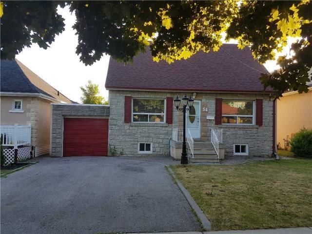 54 Ridge Rd, House detached with 3 bedrooms, 2 bathrooms and 4 parking in Toronto ON | Image 1