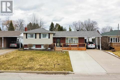 48 Princess Cres, House detached with 4 bedrooms, 2 bathrooms and null parking in Sault Ste. Marie ON | Card Image