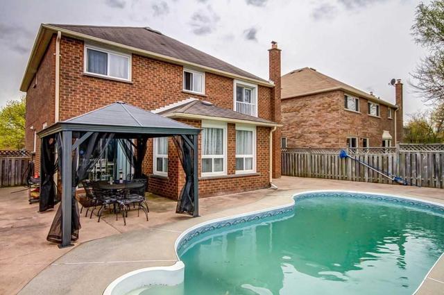 212 Carrington Dr, House detached with 4 bedrooms, 3 bathrooms and 2 parking in Richmond Hill ON | Image 20