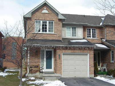 20 - 35 Malta Ave, Townhouse with 3 bedrooms, 3 bathrooms and 2 parking in Brampton ON | Image 1