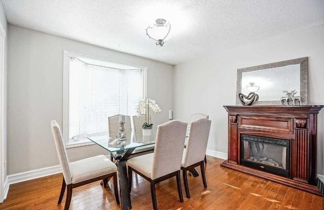 140 Andrea Lane, House detached with 3 bedrooms, 3 bathrooms and 5 parking in Vaughan ON | Image 9