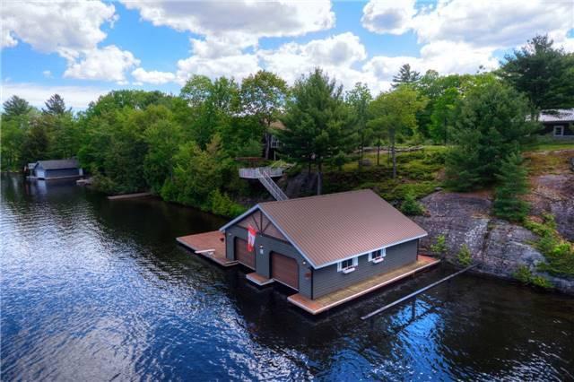 1007 Glen Echo Rd, House detached with 5 bedrooms, 3 bathrooms and 20 parking in Gravenhurst ON | Image 1