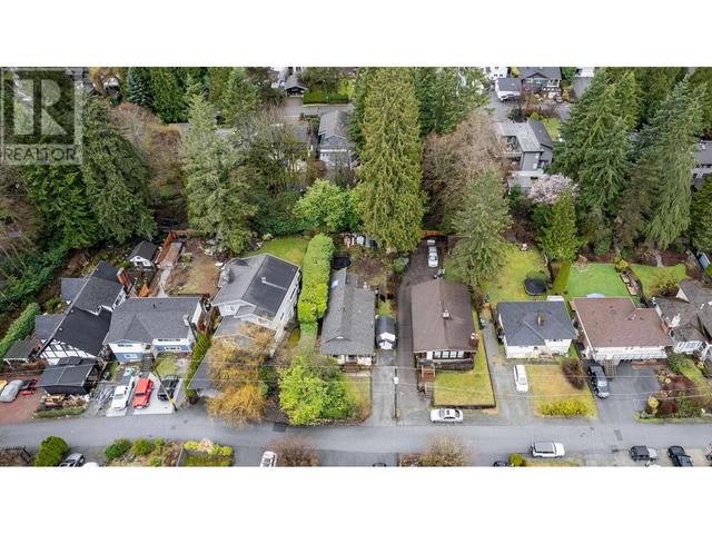 1943 Panorama Drive, House detached with 2 bedrooms, 1 bathrooms and 2 parking in North Vancouver BC | Image 25