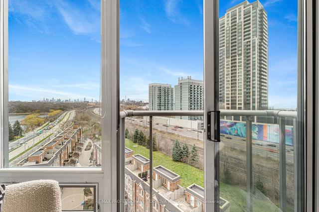 1108 - 15 Windermere Ave, Condo with 1 bedrooms, 2 bathrooms and 1 parking in Toronto ON | Image 8