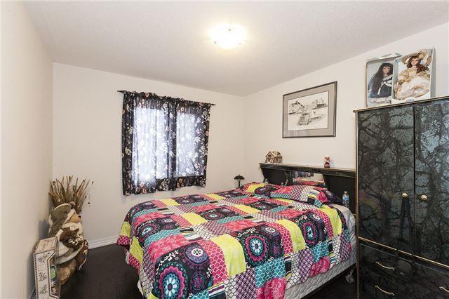 81 Whitmer St, House attached with 3 bedrooms, 3 bathrooms and 1 parking in Milton ON | Image 17