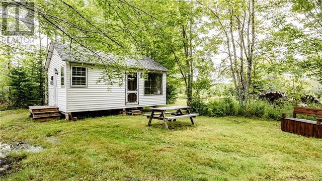 161 Fisher Hill, House detached with 1 bedrooms, 1 bathrooms and null parking in Saint Mary NB | Image 1