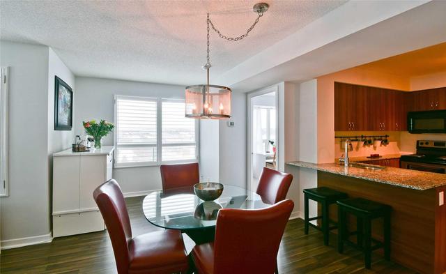 702 - 1235 Bayly St, Condo with 2 bedrooms, 2 bathrooms and 2 parking in Pickering ON | Image 6