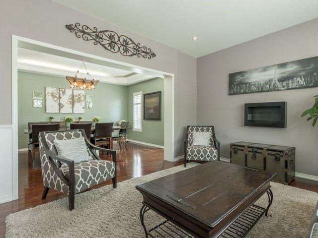 857 Audley Rd S, House detached with 4 bedrooms, 3 bathrooms and 2 parking in Ajax ON | Image 4