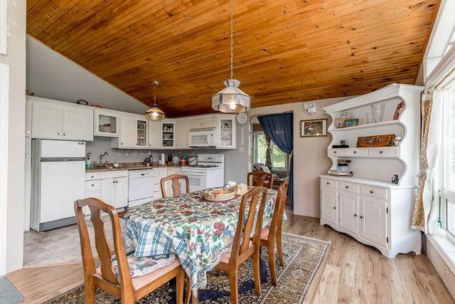 2314 South Horn Lake Rd, House detached with 3 bedrooms, 1 bathrooms and 2 parking in Magnetawan ON | Image 14