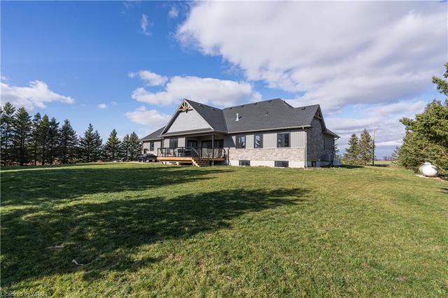 7751 Sideroad 7 E, House detached with 3 bedrooms, 3 bathrooms and 12 parking in Wellington North ON | Image 50