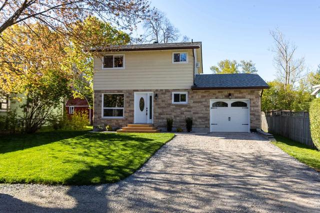 209 Royal Rd, House detached with 3 bedrooms, 2 bathrooms and 6 parking in Georgina ON | Image 1
